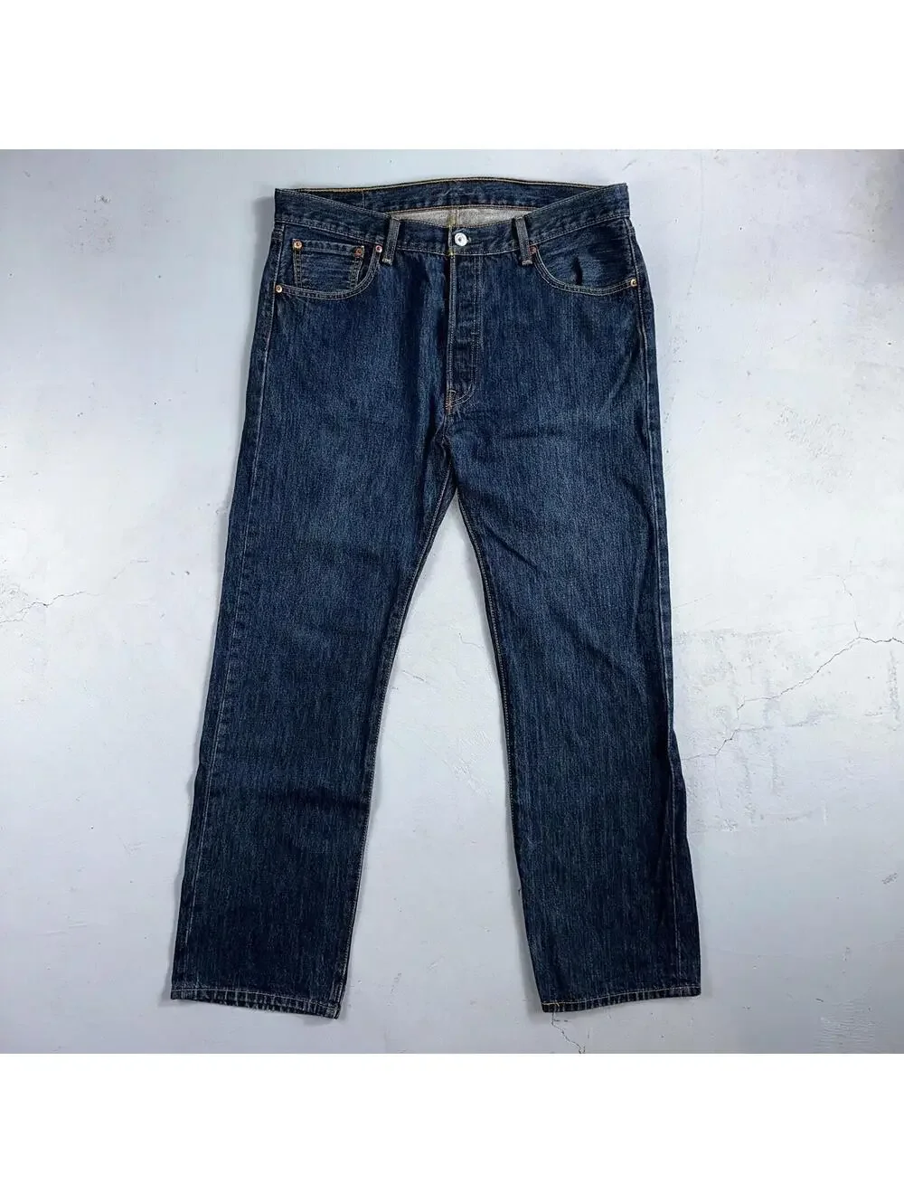 Levis 501 Vintage Y2K Egypt Straight Leg Jeans 36x32 Med Wash Act 36x30
